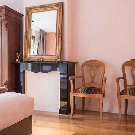 Charming Family Apartment Amsterdam
